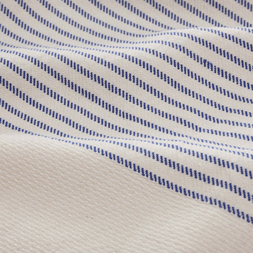 White & Ultramarine Kadan Tagesdecke | Home & Living inspiration | URBANARA