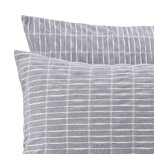 Dark blue & Natural white Bayan Kissenbezug | Home & Living inspiration | URBANARA