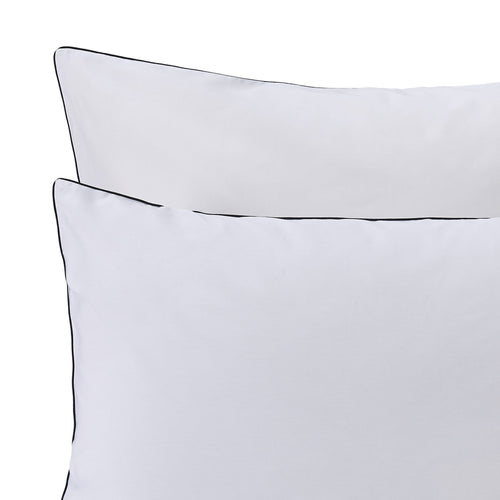 Vitero Pillowcase white & black, 100% combed cotton | URBANARA percale bedding