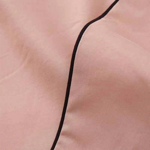 Vitero duvet cover, light dusty pink & black, 100% combed cotton | URBANARA percale bedding