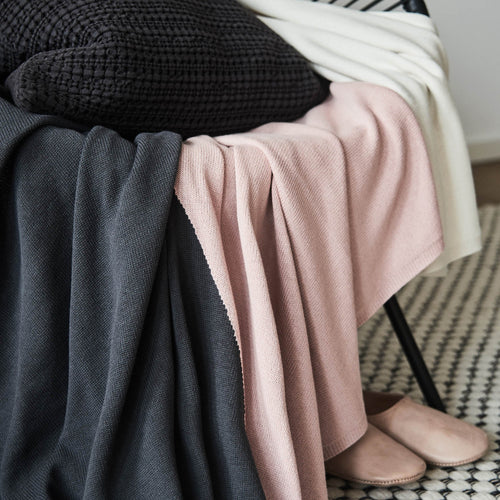 Kabral blanket, light pink & charcoal & cognac, 100% cotton | URBANARA cotton blankets