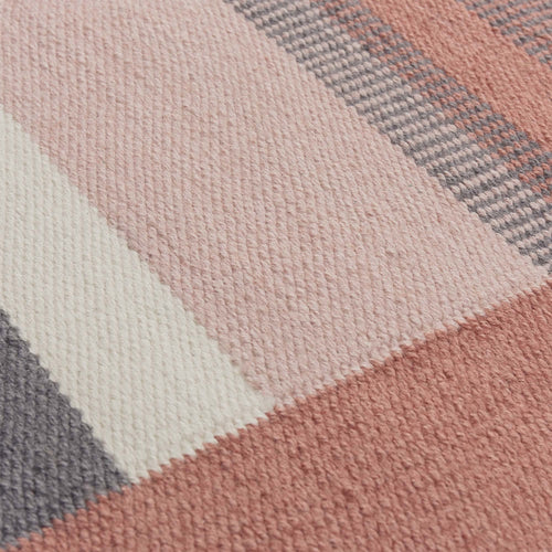 Indari doormat, grey & light pink & dusty pink, 100% pet | URBANARA outdoor accessories
