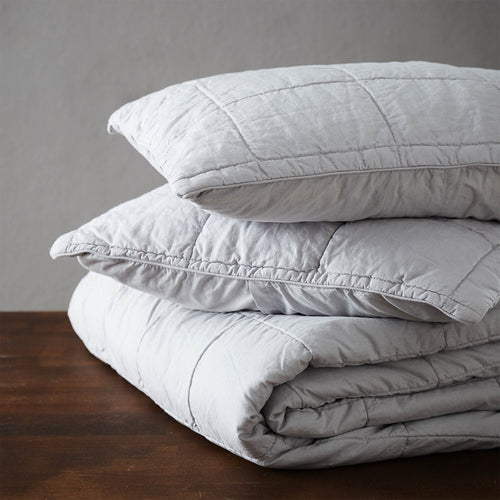 Light grey Karlay Kissenhülle | Home & Living inspiration | URBANARA