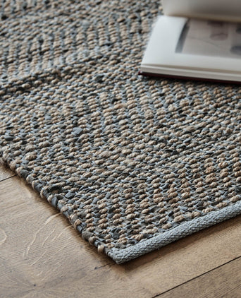 Nattika rug, grey & natural, 45% leather & 45% jute & 10% cotton