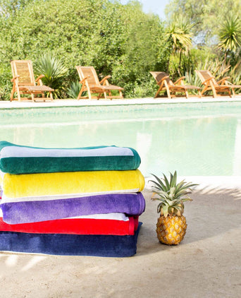 Serena beach towel, red & white, 100% cotton