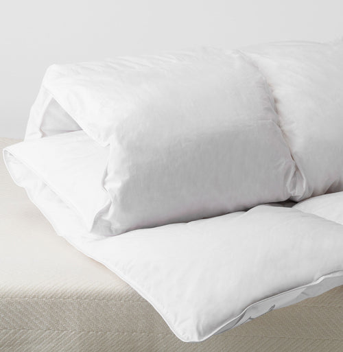 Aulum Duvet white, 90% goose down | URBANARA winter duvets