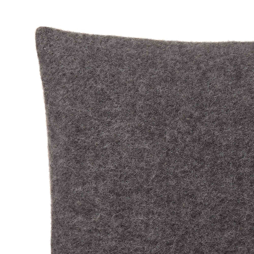 Charcoal Miramar Kissenhülle | Home & Living inspiration | URBANARA