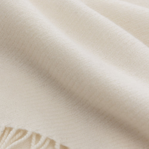 Almora Blanket off-white, 50% cashmere wool & 50% wool | URBANARA cashmere blankets