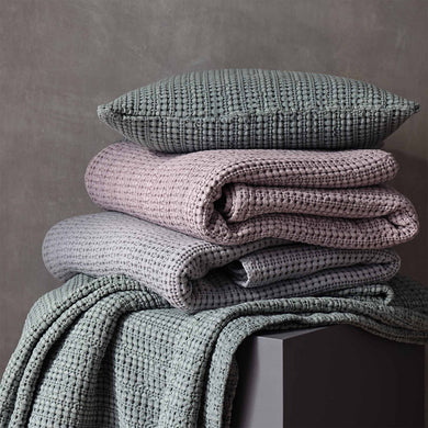 Anadia bedspread, light grey, 100% cotton