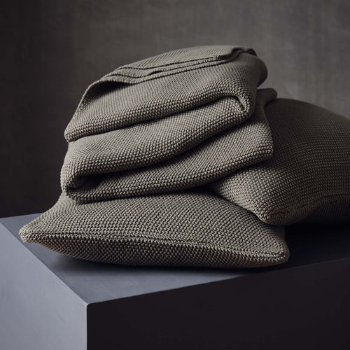 Antua Cotton Blanket in olive green | Home & Living inspiration | URBANARA