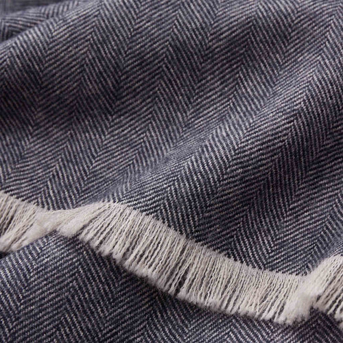Asare Alpaca Blanket [Midnight blue / Off-white]