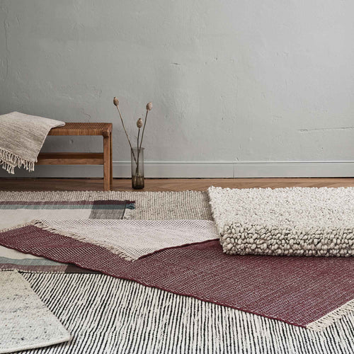 Bordeaux red & Natural Upani Teppich | Home & Living inspiration | URBANARA
