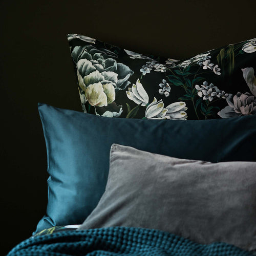 Almadena duvet cover, forest green & multicolour, 100% cotton | URBANARA sateen bedding