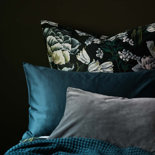 Almadena pillowcase, forest green & multicolour, 100% cotton | URBANARA sateen bedding