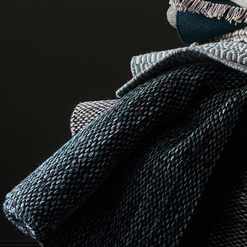 Odis rug, grey green & black, 87% new wool & 9% cotton & 4% polyester | URBANARA wool rugs