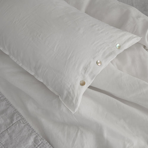 Bellvis Bed Linen white, 100% linen | High quality homewares