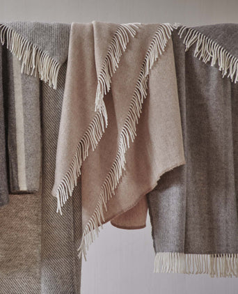 Corcovado Alpaca Blanket light brown & off-white, 50% alpaca wool & 50% merino wool