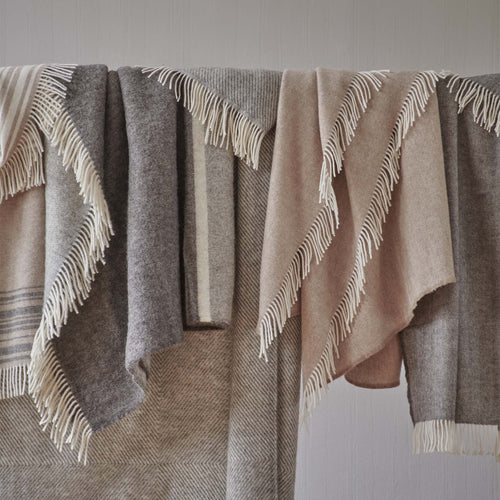 Gotland Wool Blanket in grey & cream | Home & Living inspiration | URBANARA