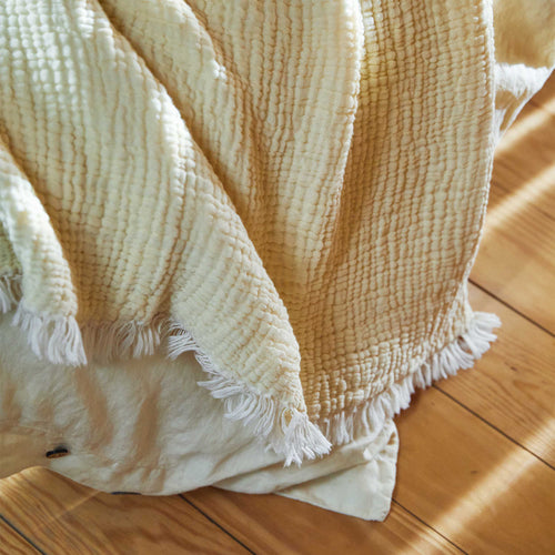 Butter & Natural white Blanket Couco | Home & Living inspiration | URBANARA