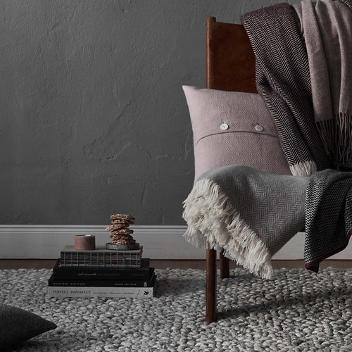 Silver grey & Grey Panchu Teppich | Home & Living inspiration | URBANARA