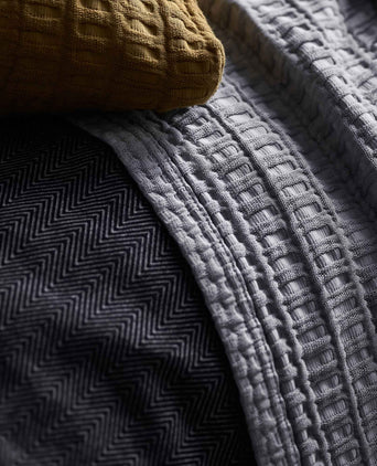 Novas bedspread, grey, 100% cotton