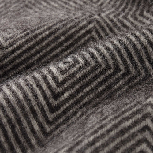 Gotland Dia Wool Blanket, black & cream | URBANARA