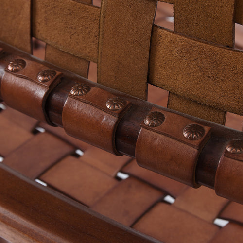 Kamaru chair in cognac, 100% leather & 100% teak wood |Find the perfect small furniture
