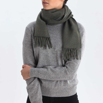 Limon scarf, moss green, 100% baby alpaca wool