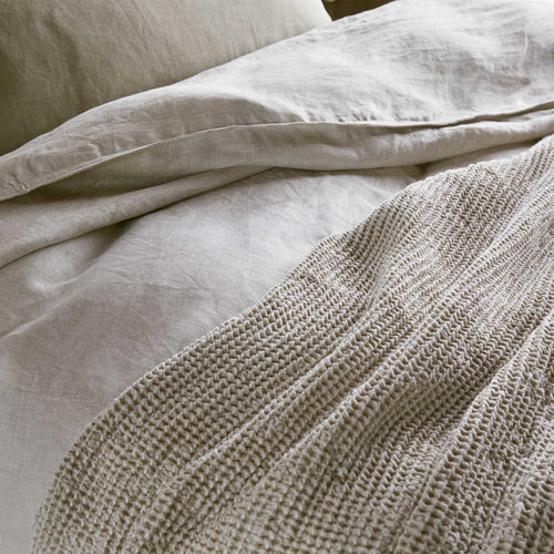 Natural Bedspread Ovelha | Home & Living inspiration | URBANARA