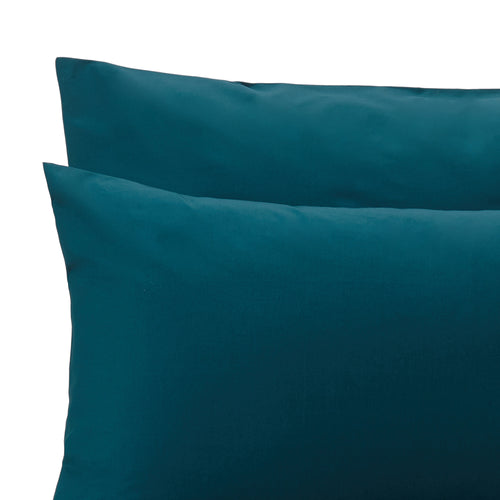 Manteigas Percale Pillowcase in forest green | Home & Living inspiration | URBANARA