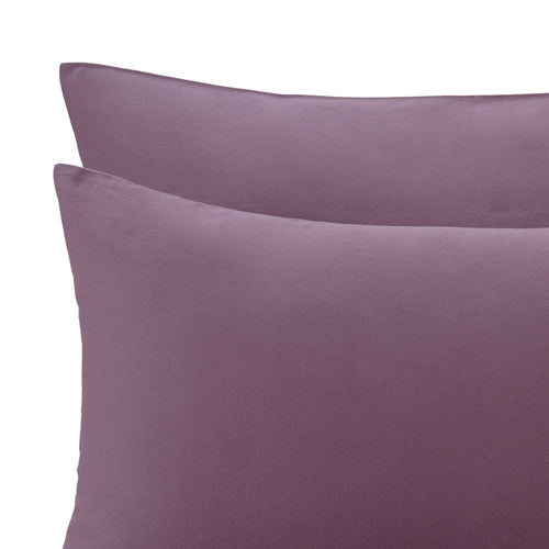 Montrose Flannel Pillowcase aubergine, 100% cotton | URBANARA flannel bedding