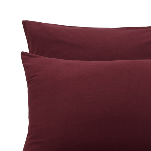 Montrose Flannel Pillowcase bordeaux red, 100% cotton | URBANARA flannel bedding