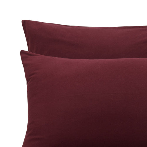 Montrose Flannel Bed Linen bordeaux red, 100% cotton | URBANARA flannel bedding