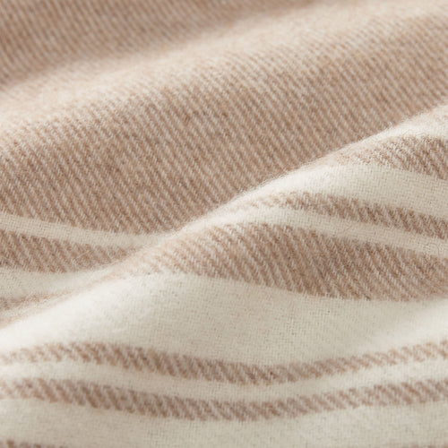 Oroya Alpaca Blanket beige, 50% alpaca wool & 50% merino wool | Find the perfect alpaca blankets