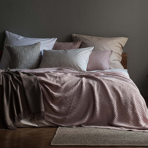 Vitero Pillowcase in natural & black | Home & Living inspiration | URBANARA