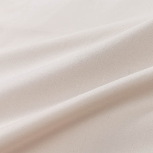 Perpignan Percale Bed Linen natural, 100% combed cotton | URBANARA percale bedding