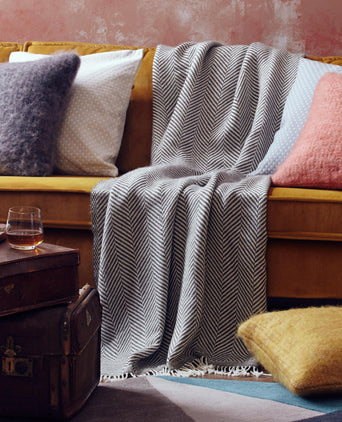 Salla blanket, grey & cream, 100% new wool