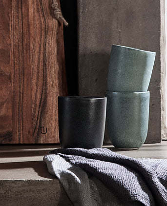 Malhou mug, black, 100% stoneware