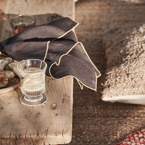 Alvalade Napkin Set in dark grey & bright mustard | Home & Living inspiration | URBANARA