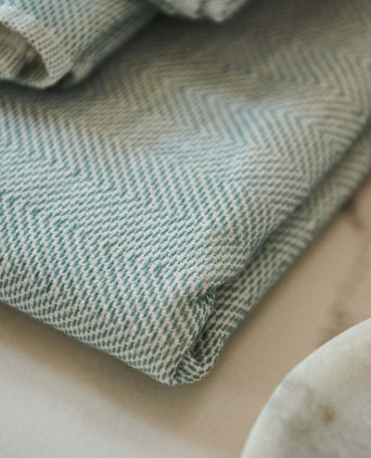 Ilhavo Towel green grey & natural white, 100% organic cotton