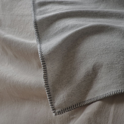 Laussa Blanket light grey melange & charcoal, 100% organic cotton | High quality homewares