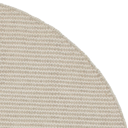 Udana Wool Rug [Sandstone melange & Natural white]