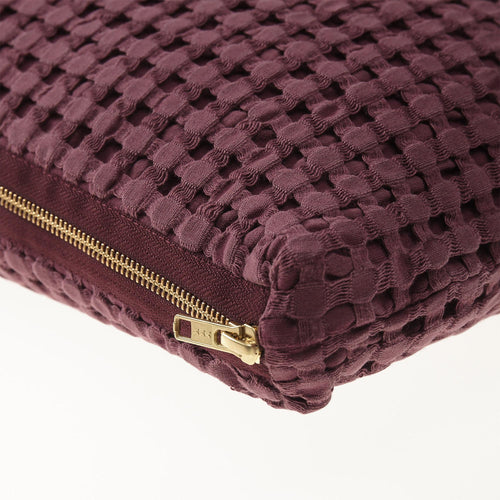 Veiros Sao Cushion bordeaux red, 100% cotton | High quality homewares