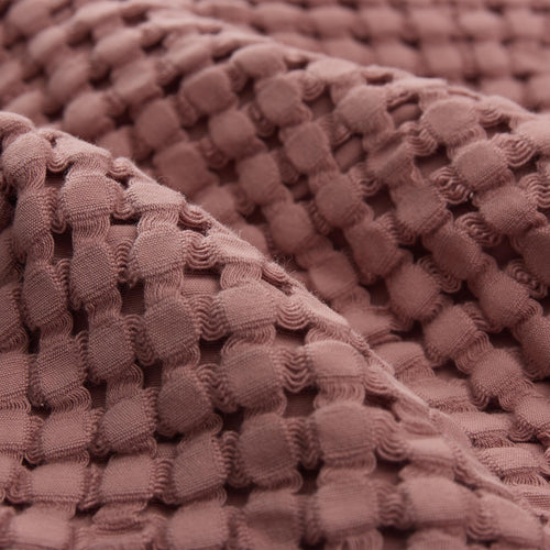 Veiros Towel in dusty pink | Home & Living inspiration | URBANARA