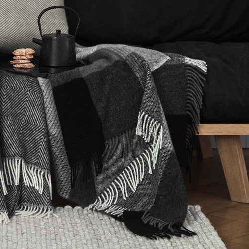 Grey Salos Decke | Home & Living inspiration | URBANARA