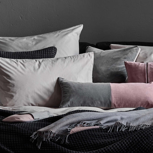 Silver grey Manteigas Bettdeckenbezug | Home & Living inspiration | URBANARA