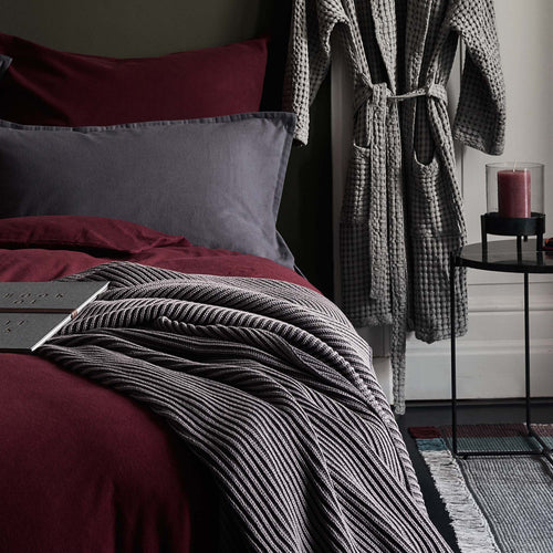 Dark grey & Grey Azoia Decke | Home & Living inspiration | URBANARA