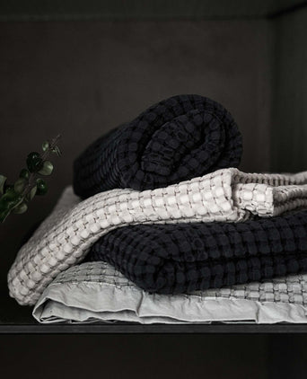 Veiros Towel charcoal, 100% cotton