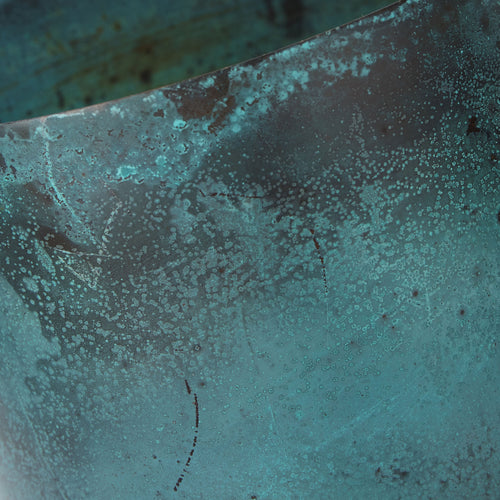 Zaroli Planter turquoise, 100% metal | Find the perfect living accessories