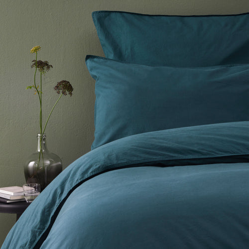 Luz Bed Linen in forest green | Home & Living inspiration | URBANARA